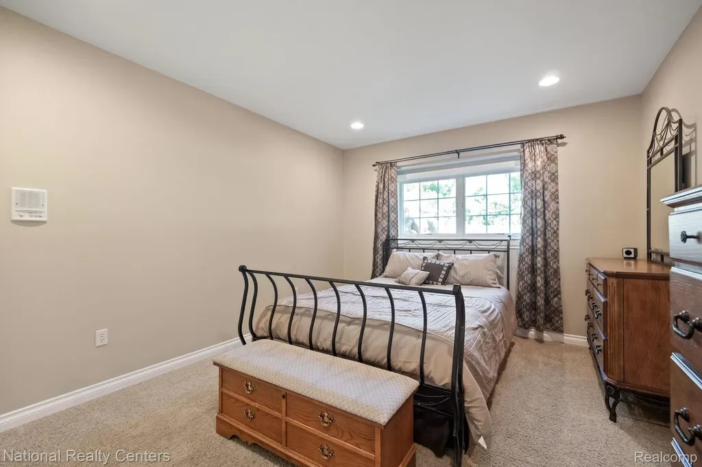 10180 Hadley Road Independence Charter Township MI 48348