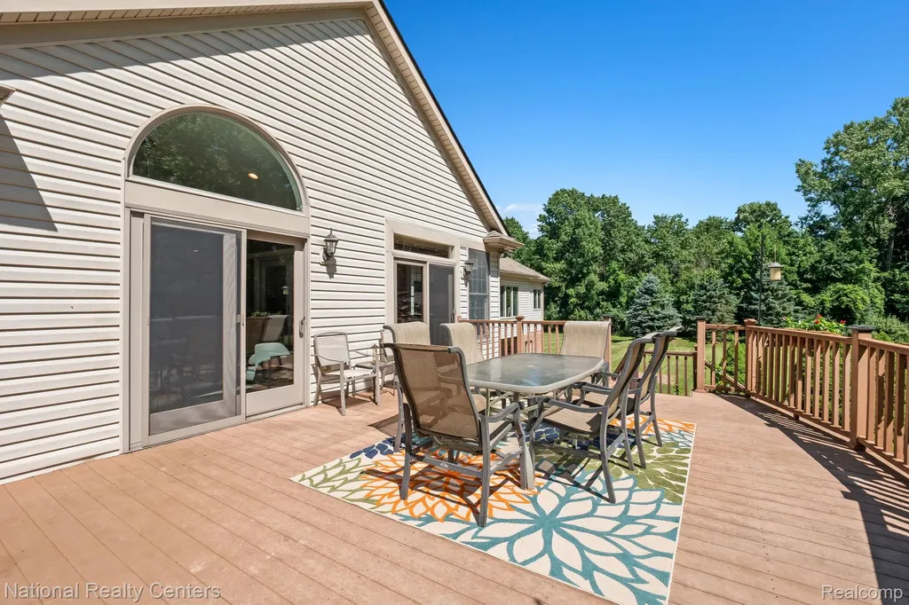 10180 Hadley Road Independence Charter Township MI 48348