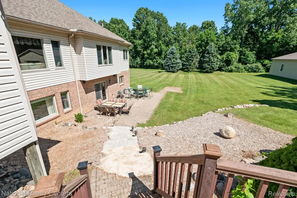 10180 Hadley Road Independence Charter Township MI 48348