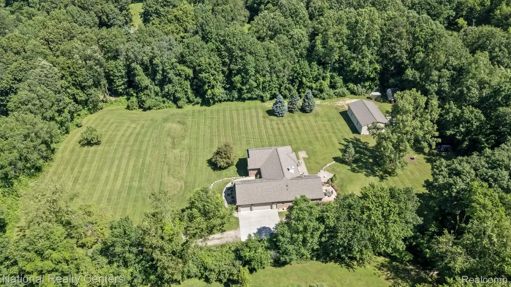 10180 Hadley Road Independence Charter Township MI 48348