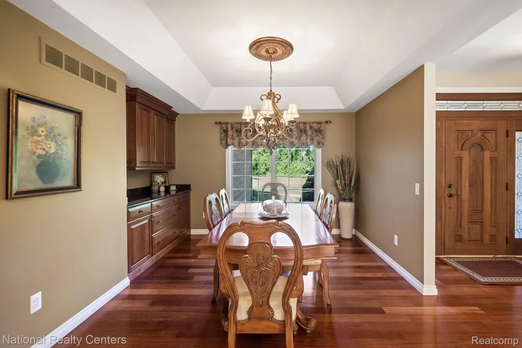 10180 Hadley Road Independence Charter Township MI 48348