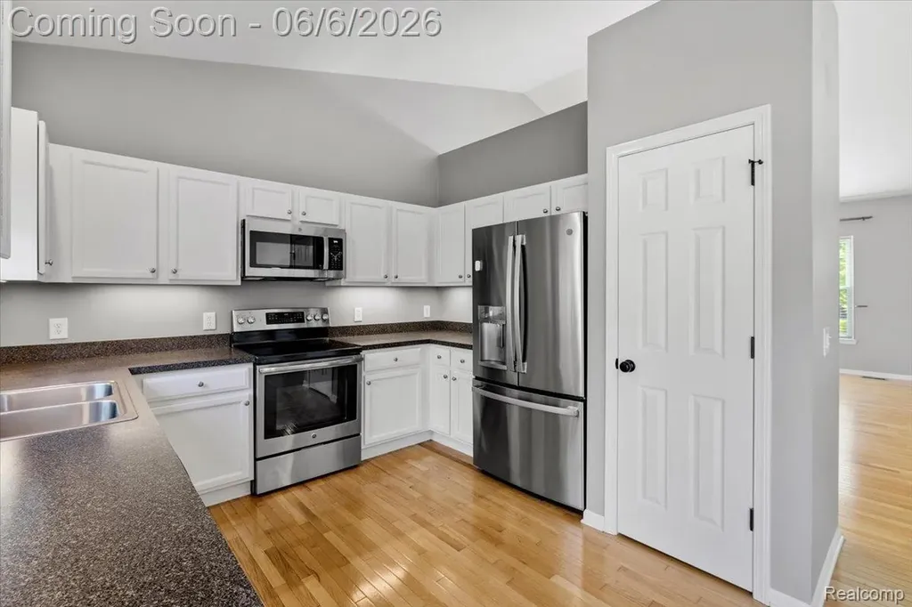 989 Callaway Court Oceola Township MI 48843
