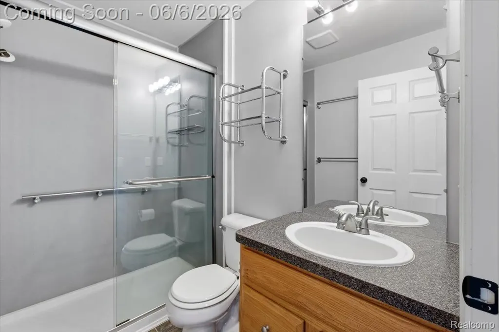 989 Callaway Court Oceola Township MI 48843