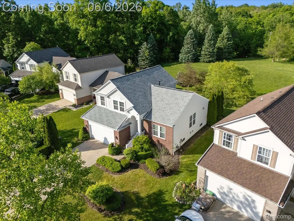 989 Callaway Court Oceola Township MI 48843