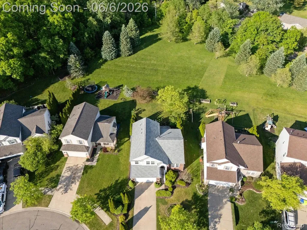 989 Callaway Court Oceola Township MI 48843