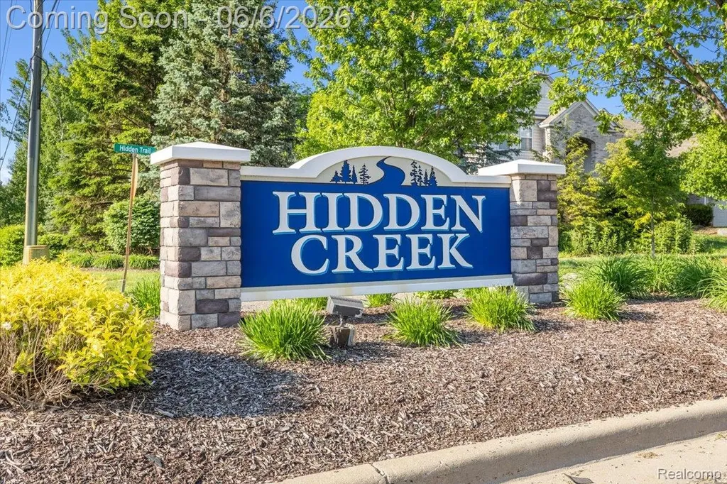 989 Callaway Court Oceola Township MI 48843