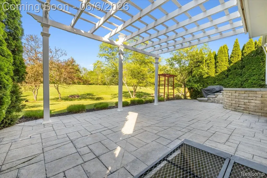 989 Callaway Court Oceola Township MI 48843