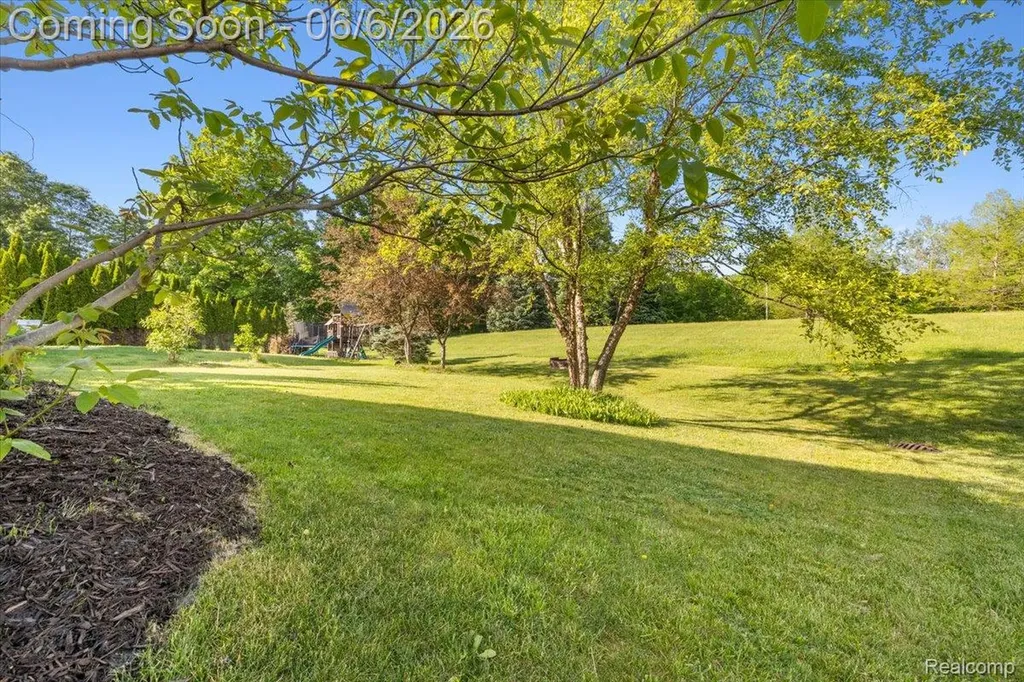 989 Callaway Court Oceola Township MI 48843