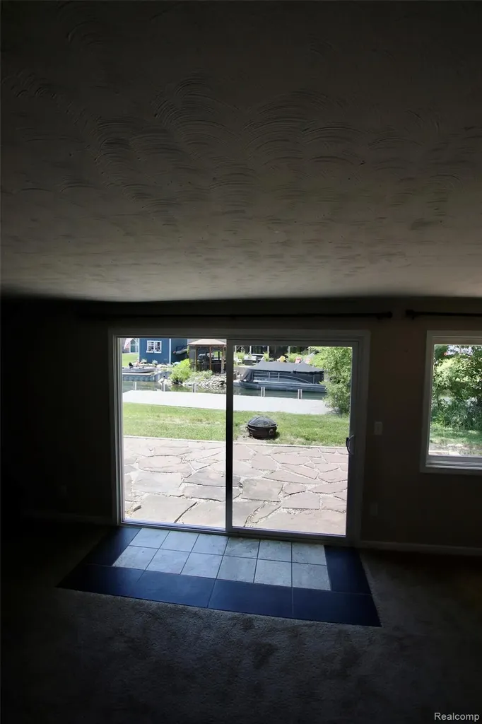7044 Desmond Road Waterford Charter Township MI 48329