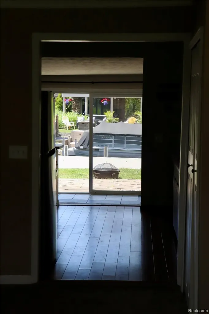 7044 Desmond Road Waterford Charter Township MI 48329