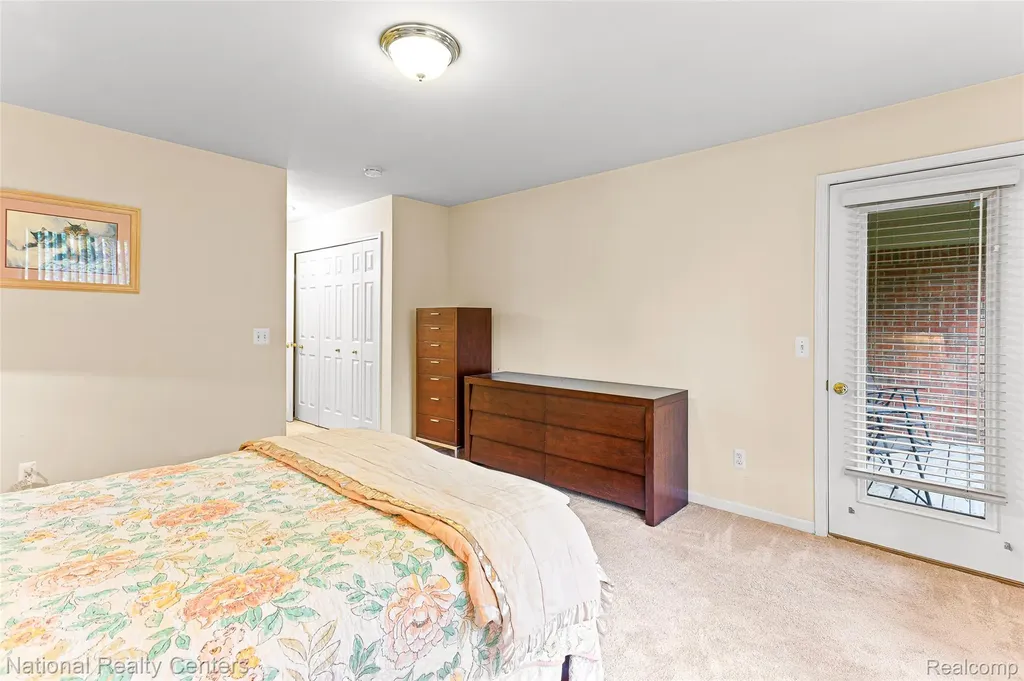 49277 Silver Birch Circle Shelby Charter Township MI 48315