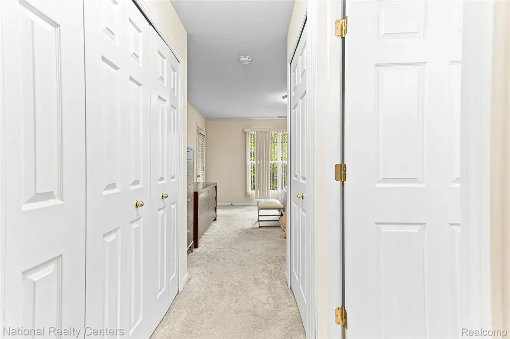 49277 Silver Birch Circle Shelby Charter Township MI 48315