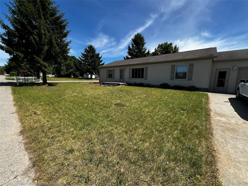 2304 Mark Street Buel Township MI 48422
