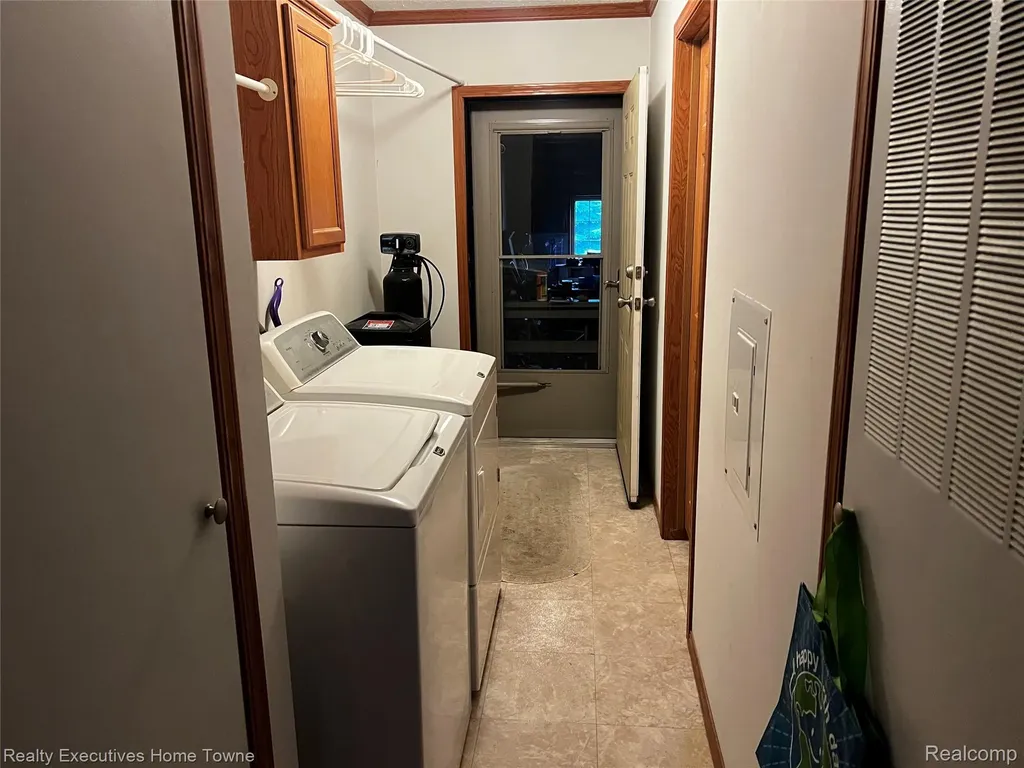 2304 Mark Street Buel Township MI 48422
