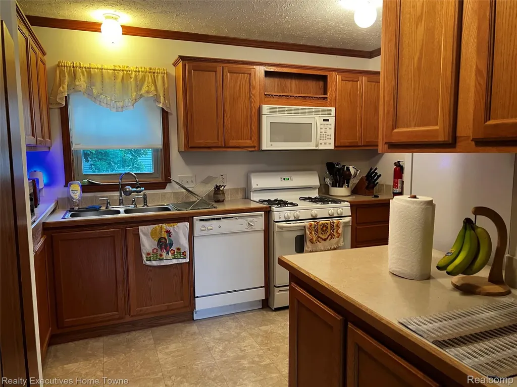 2304 Mark Street Buel Township MI 48422