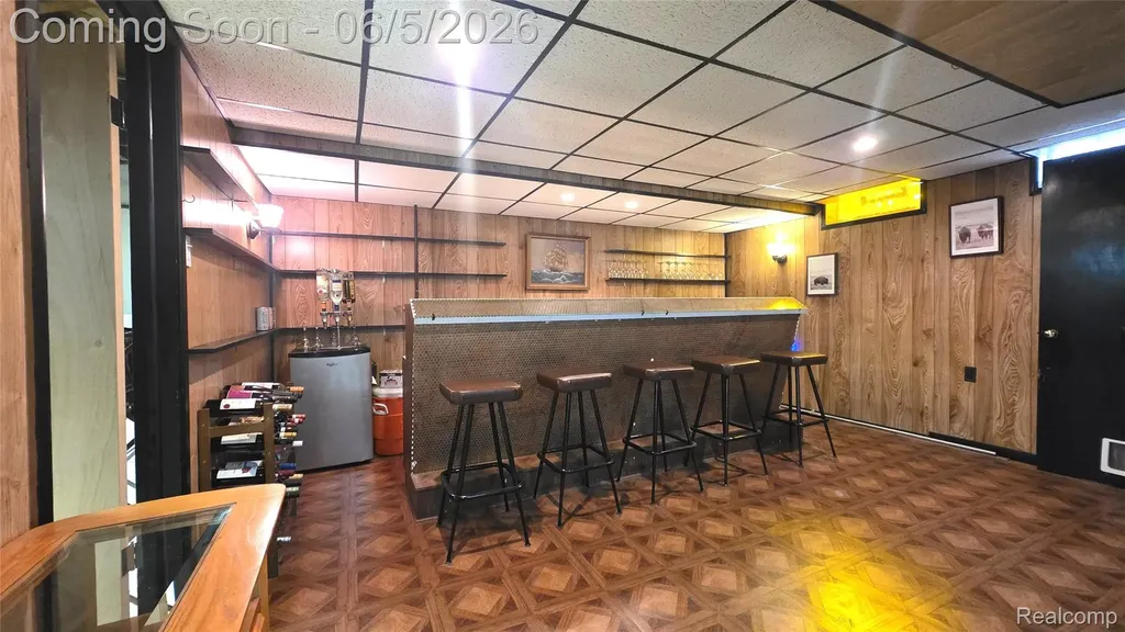 16017 Chestnut Street Roseville City MI 48066