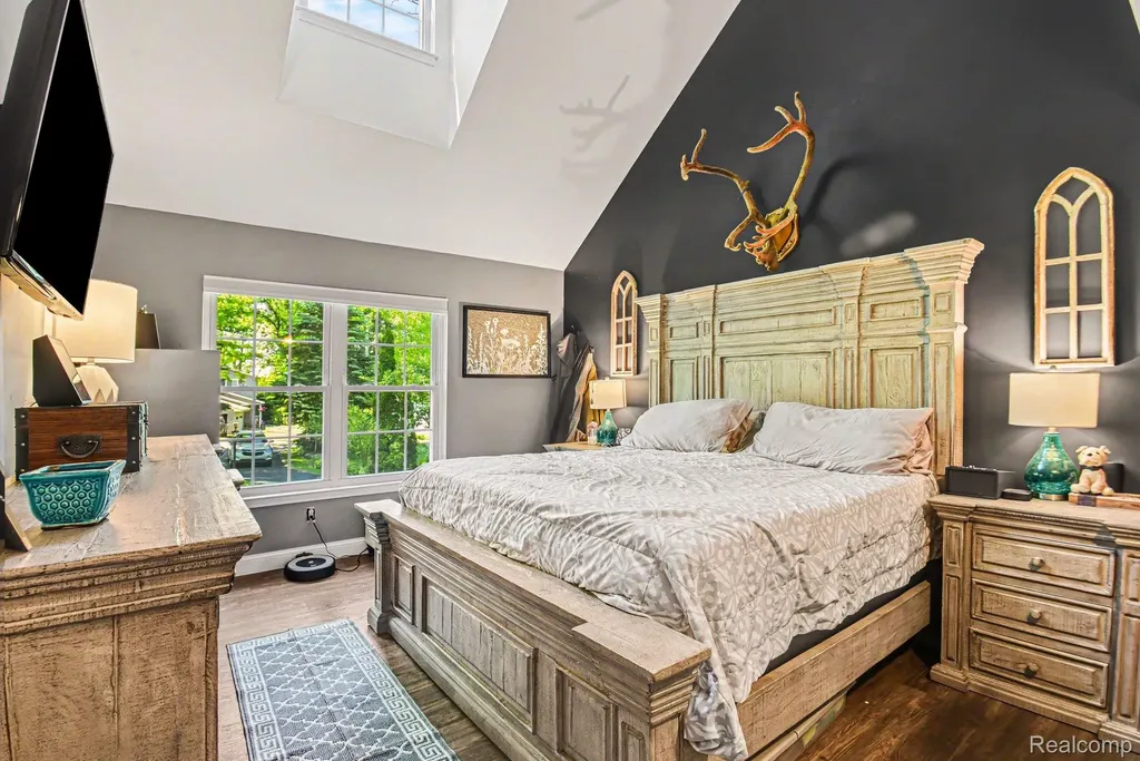 9790 Norman Road Springfield Charter Township MI 48348
