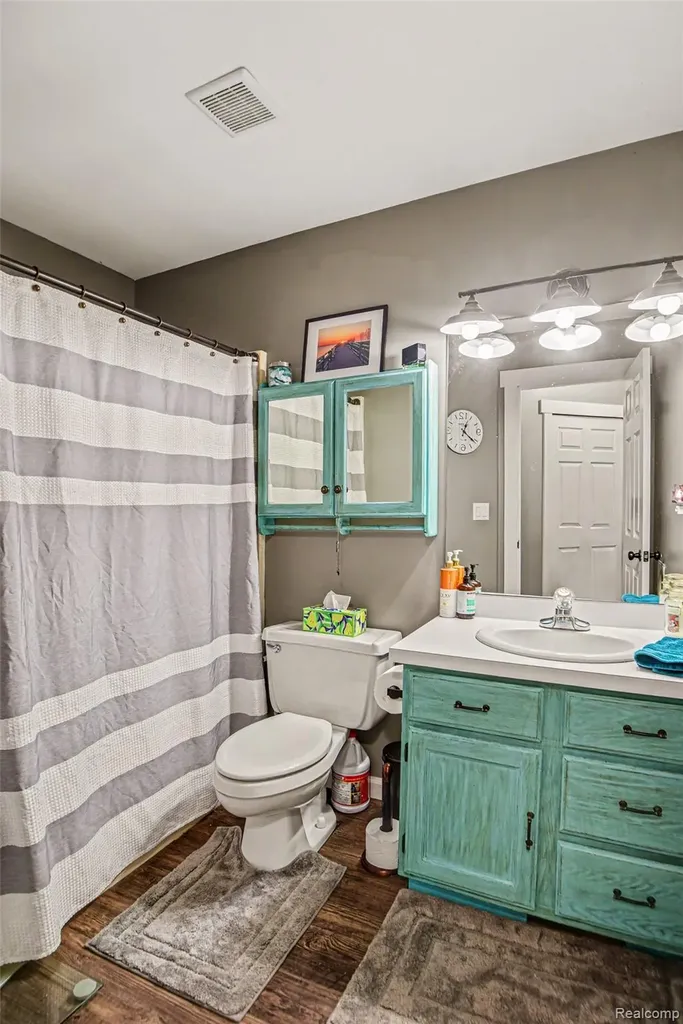 9790 Norman Road Springfield Charter Township MI 48348