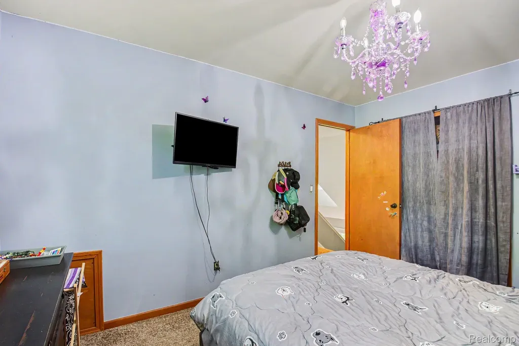 9790 Norman Road Springfield Charter Township MI 48348