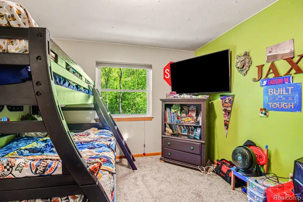 9790 Norman Road Springfield Charter Township MI 48348