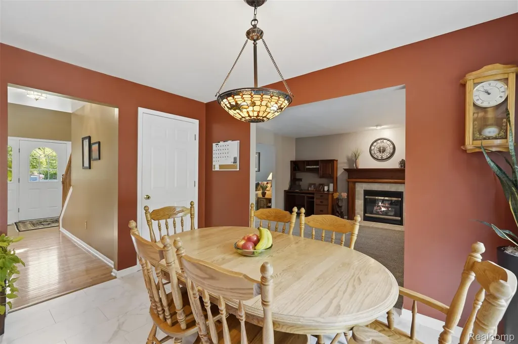 6263 Shadetree Court Genoa Township MI 48843