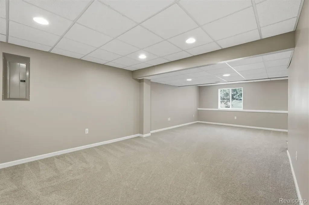 6263 Shadetree Court Genoa Township MI 48843