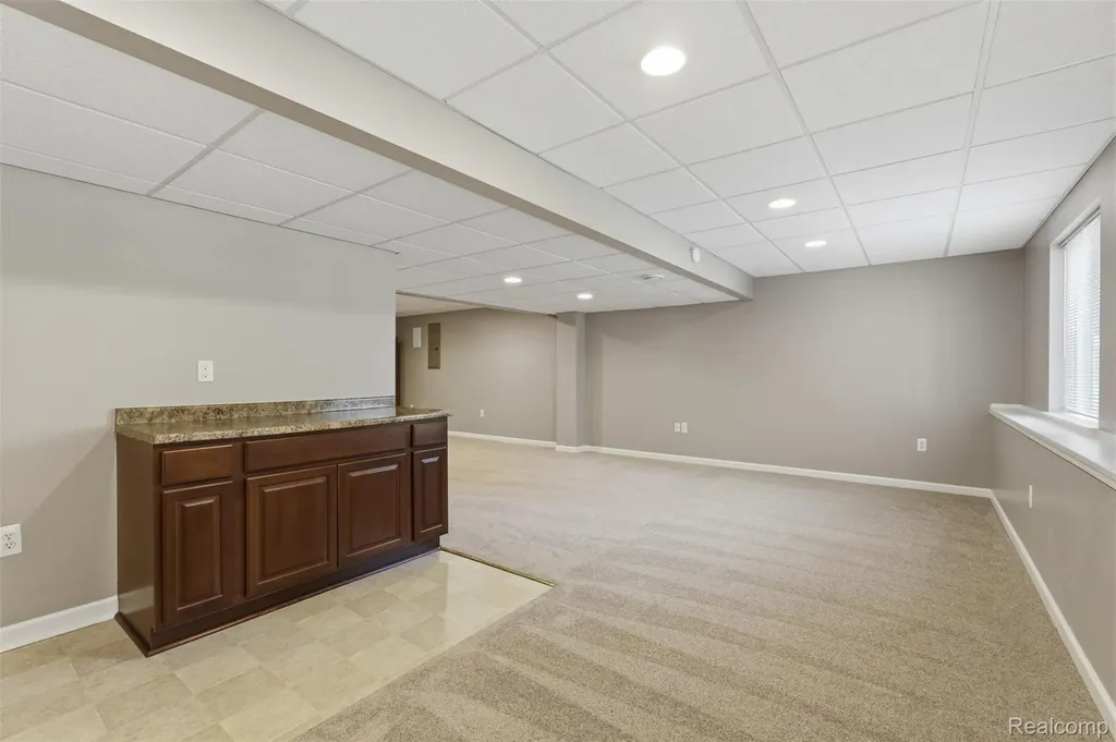 6263 Shadetree Court Genoa Township MI 48843