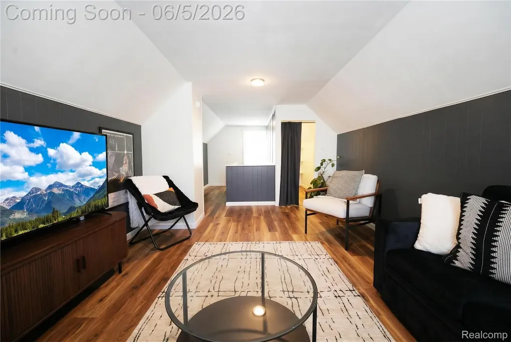 6848 Cardwell Street Garden City City MI 48135