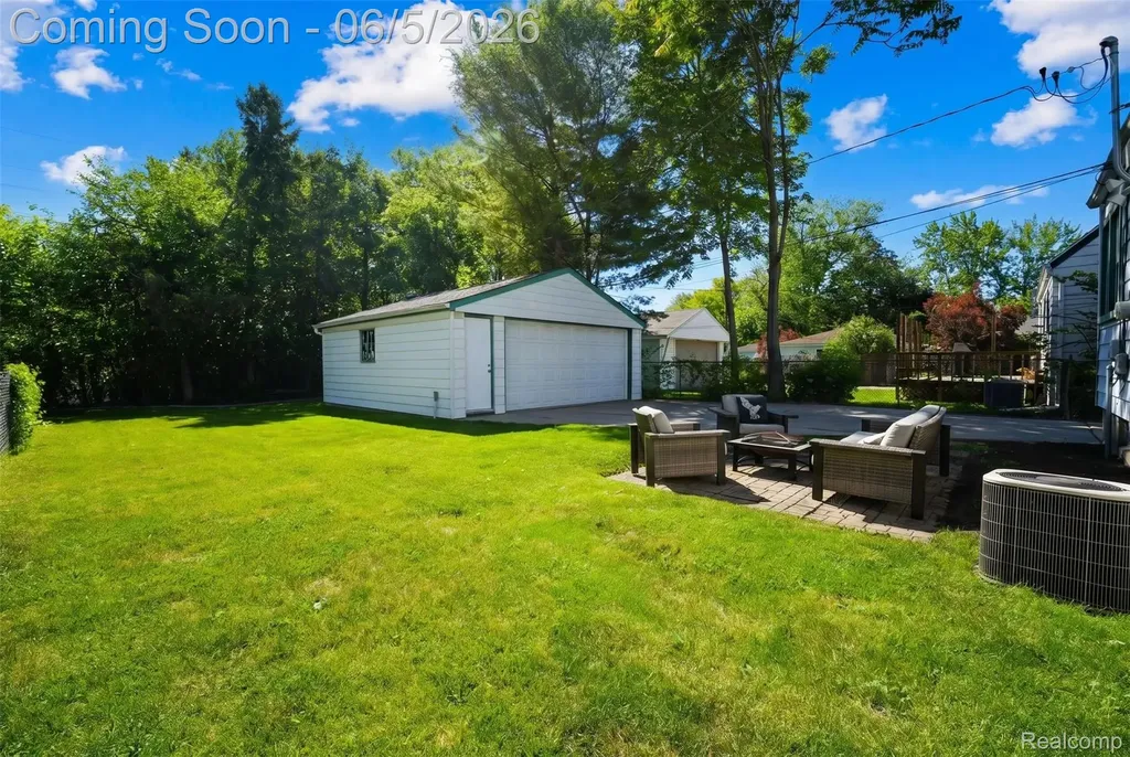 6848 Cardwell Street Garden City City MI 48135