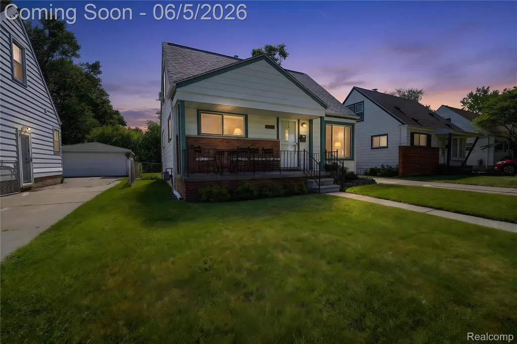6848 Cardwell Street Garden City City MI 48135