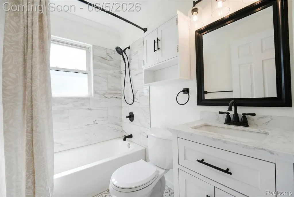 6848 Cardwell Street Garden City City MI 48135