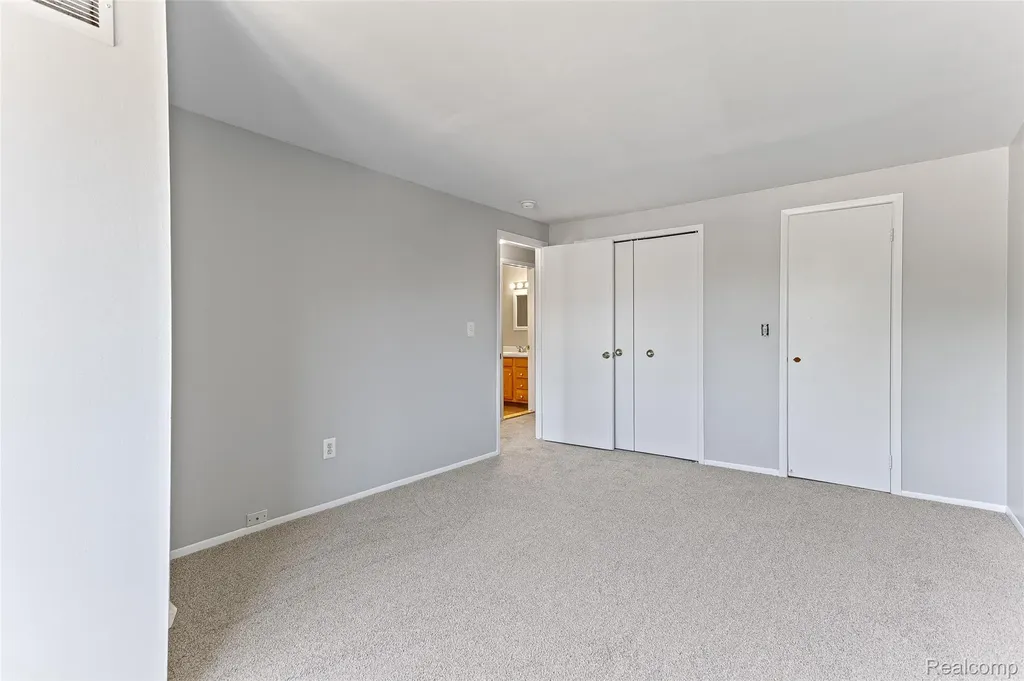 24973 Mayfair Street Flat Rock City MI 48134