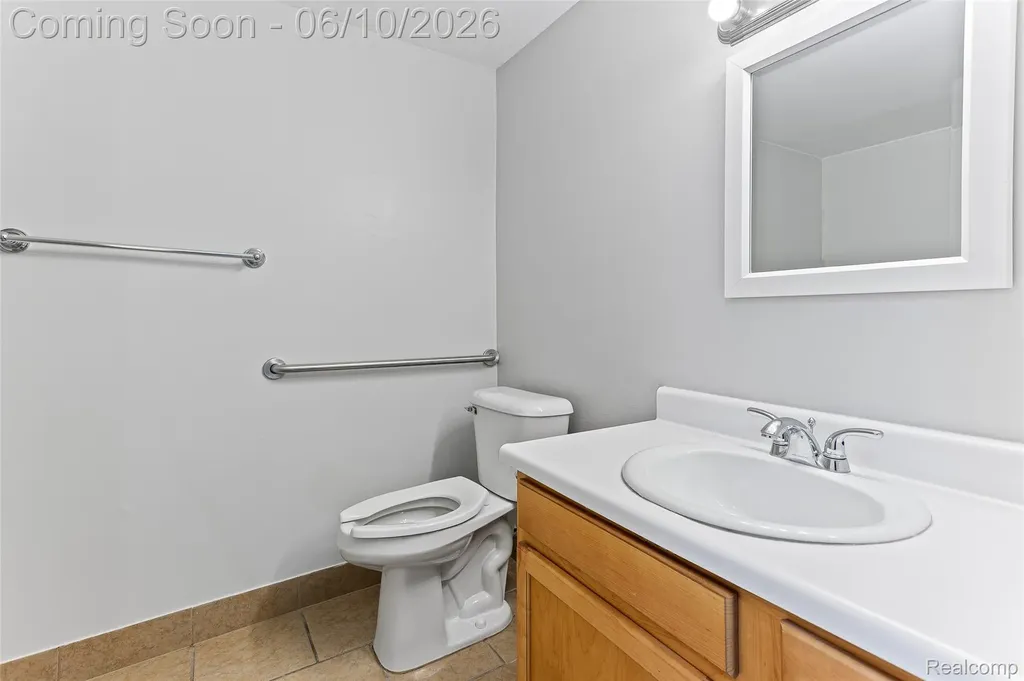 24973 Mayfair Street Flat Rock City MI 48134