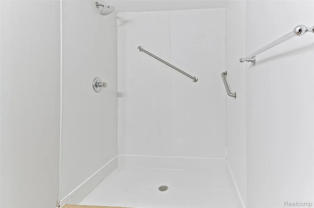 24973 Mayfair Street Flat Rock City MI 48134