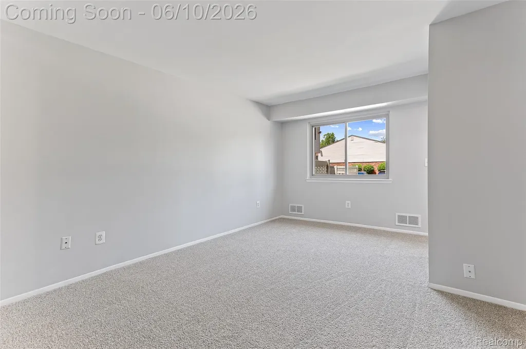 24973 Mayfair Street Flat Rock City MI 48134
