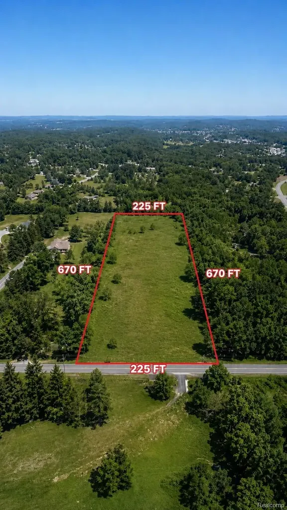 700 W Maple Road Milford Charter Township MI 48381