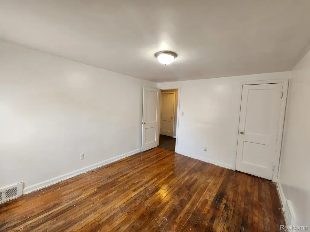 9262 Piedmont Street Detroit City MI 48228