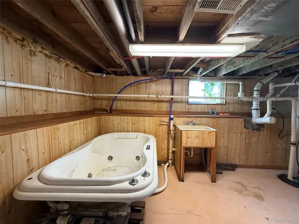 10323 Halsey Road Grand Blanc Charter Township MI 48439