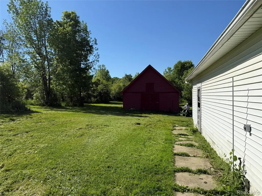 10323 Halsey Road Grand Blanc Charter Township MI 48439