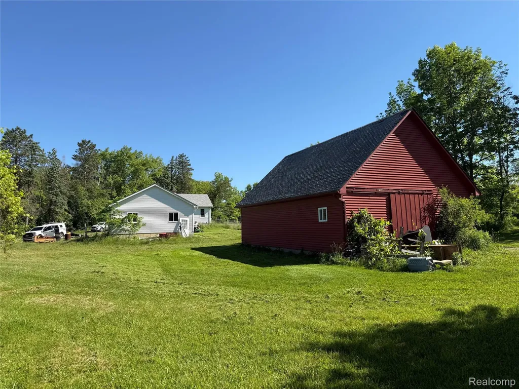10323 Halsey Road Grand Blanc Charter Township MI 48439