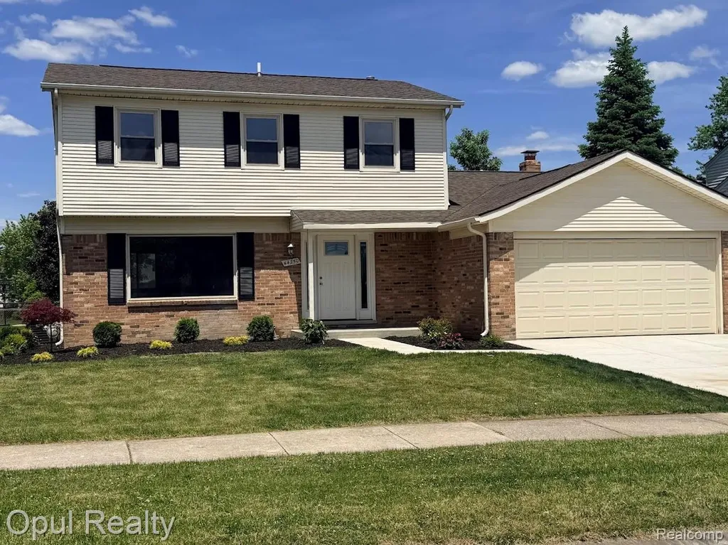 44250 Candlewood Drive Canton Charter Township MI 48187