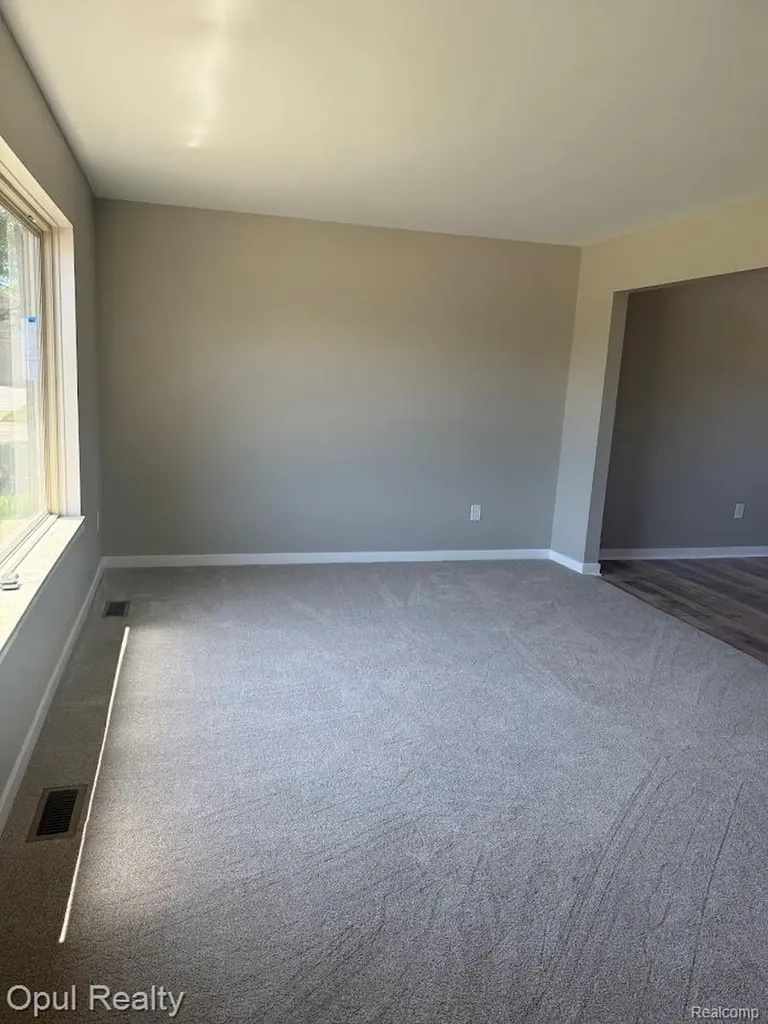 44250 Candlewood Drive Canton Charter Township MI 48187