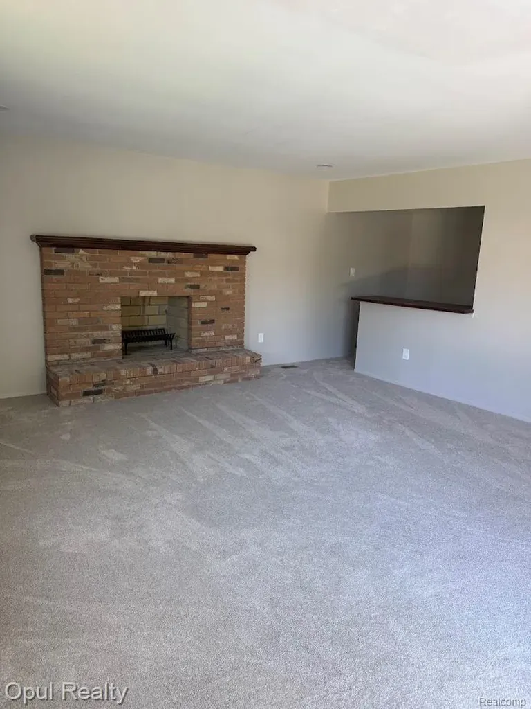 44250 Candlewood Drive Canton Charter Township MI 48187