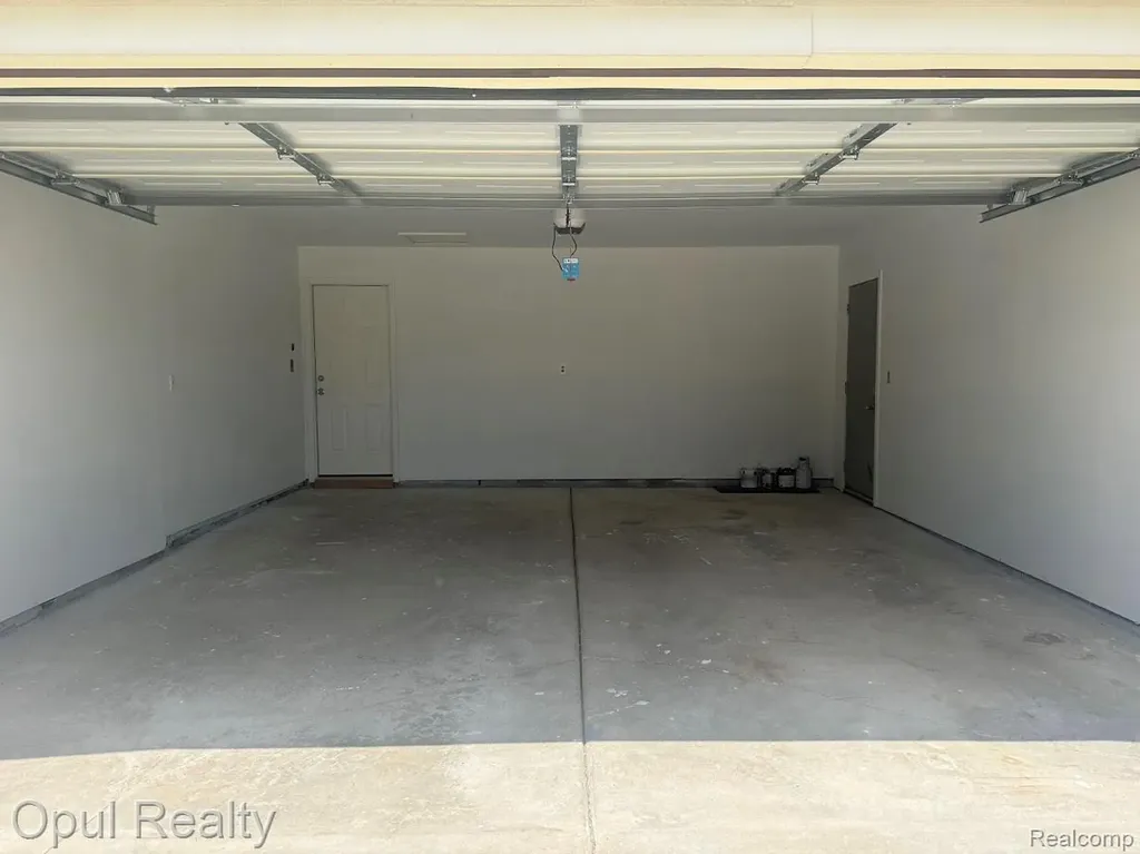 44250 Candlewood Drive Canton Charter Township MI 48187