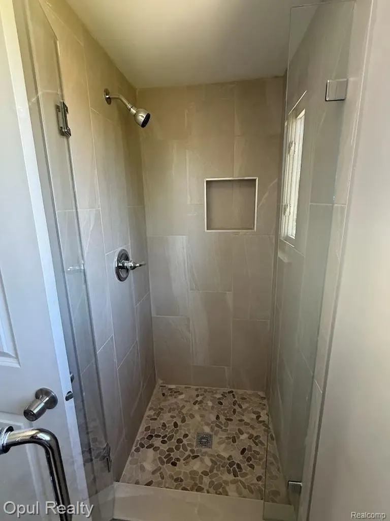 44250 Candlewood Drive Canton Charter Township MI 48187