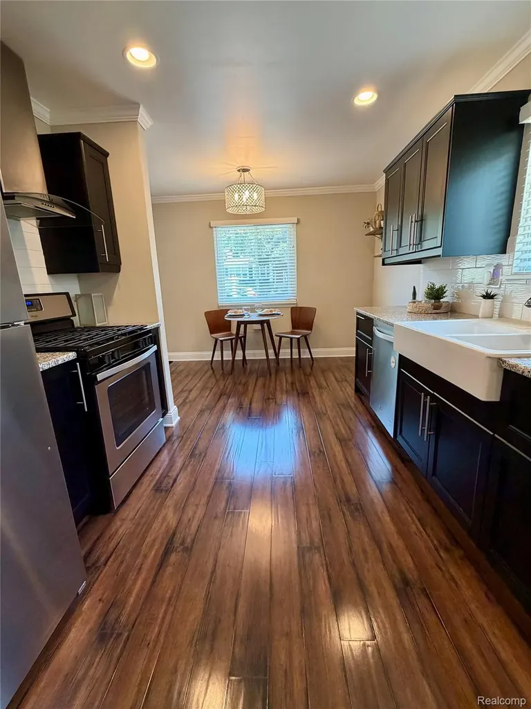 1705 Leroy Street Ferndale City MI 48220