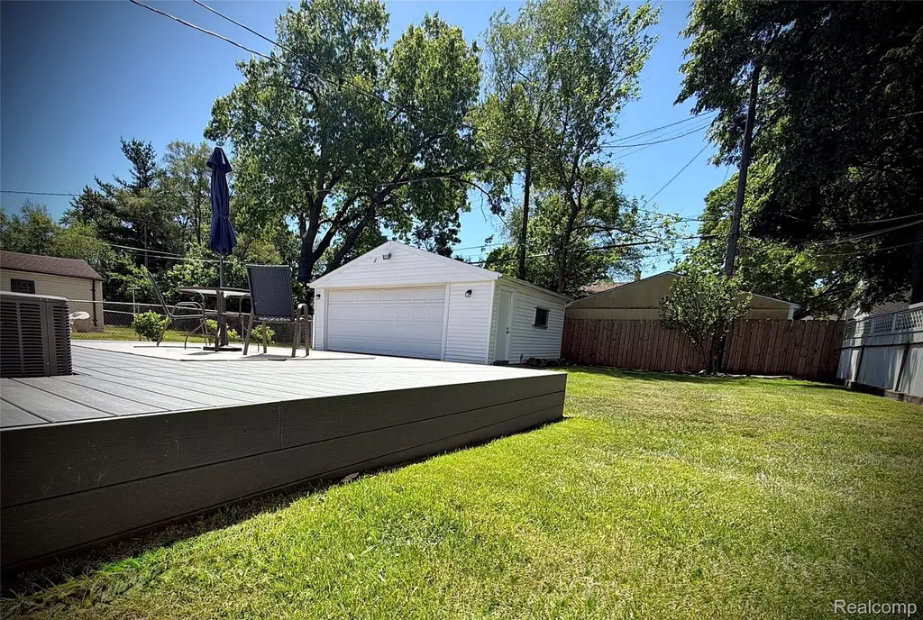 1705 Leroy Street Ferndale City MI 48220
