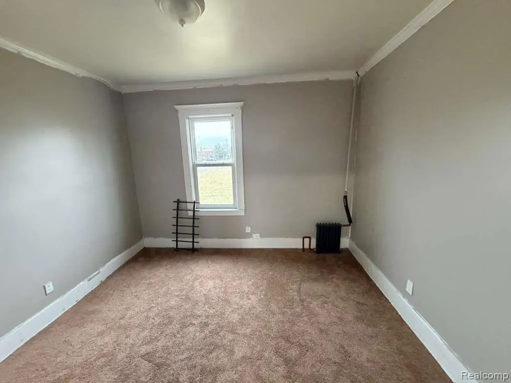 11756 Dyar Street Hamtramck City MI 48212