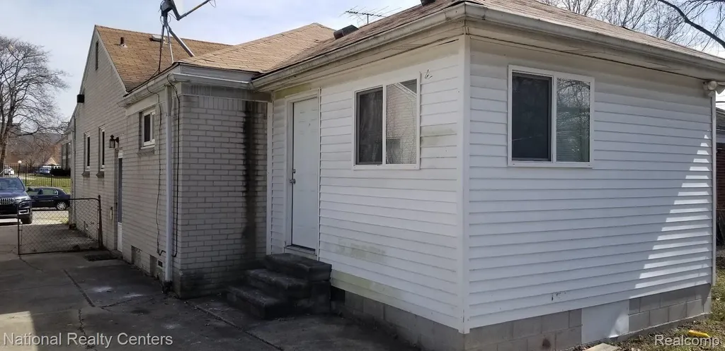 19189 Appleton Street Detroit City MI 48219
