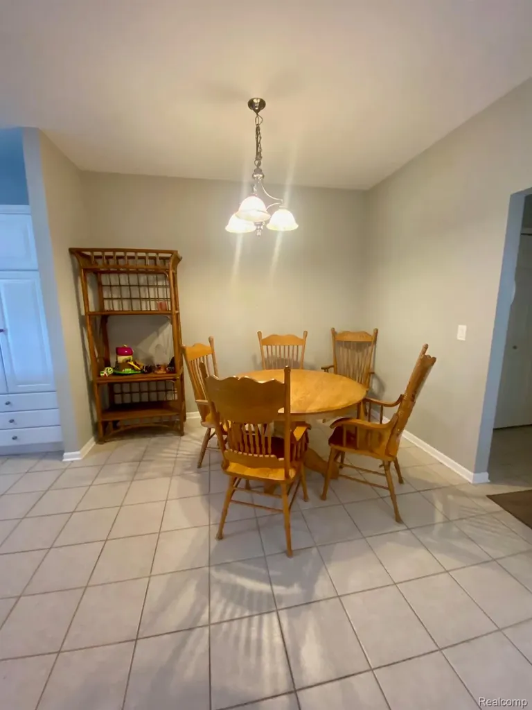 8095 Woodstone Court Grand Blanc Charter Township MI 48439